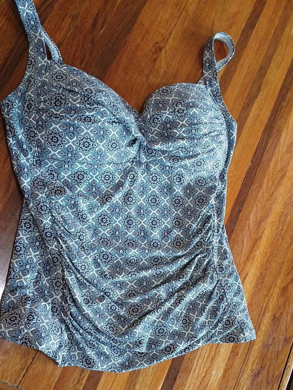 Nip Tuck Tankini Top - 10